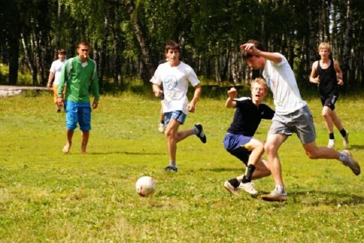 Фото старшеклассников на природе