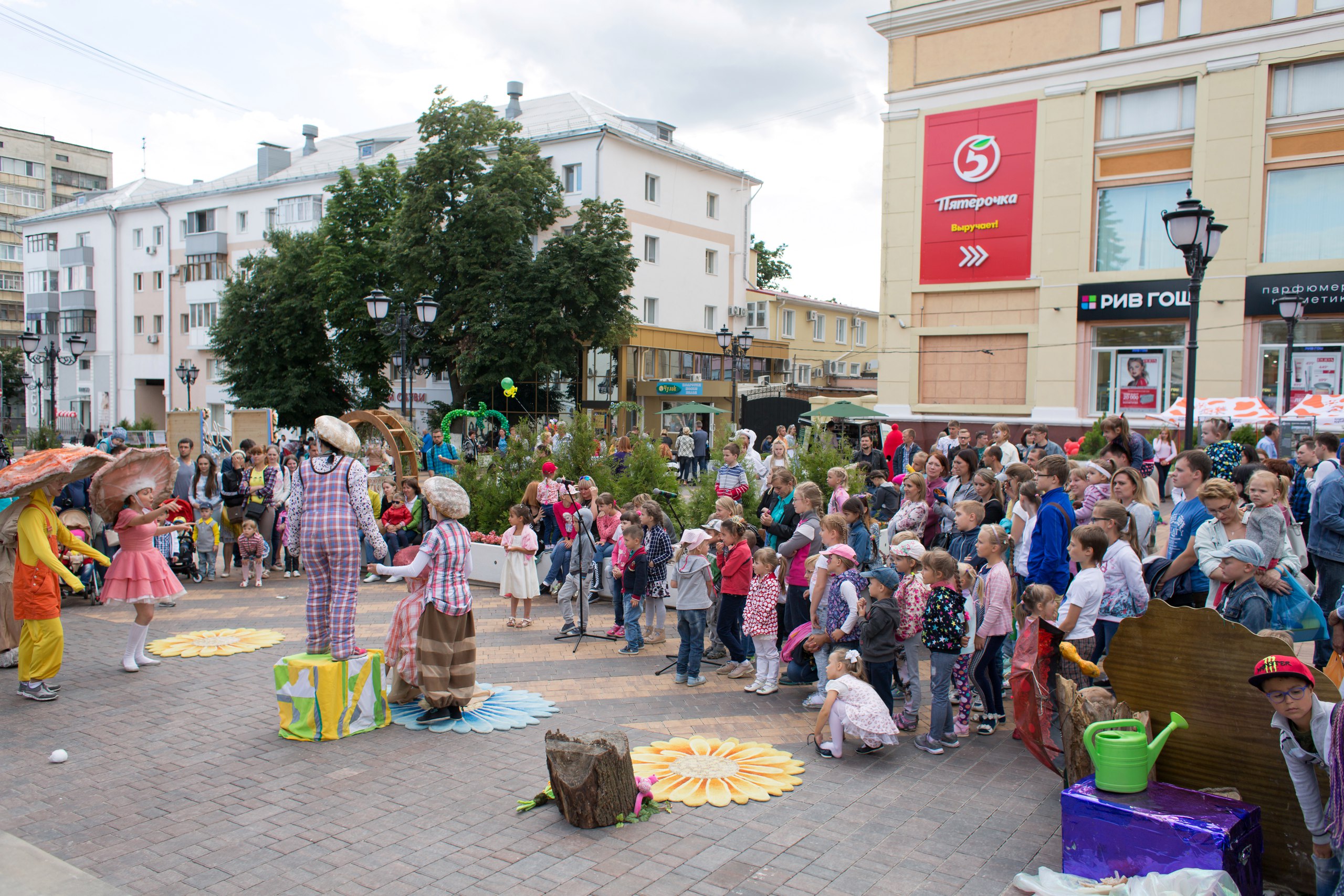 Белгород сегодня канал. Белгородский Арбат. Белгород 2019. 9 Арбат Белгород. Белгородский Арбат Белгород зима.