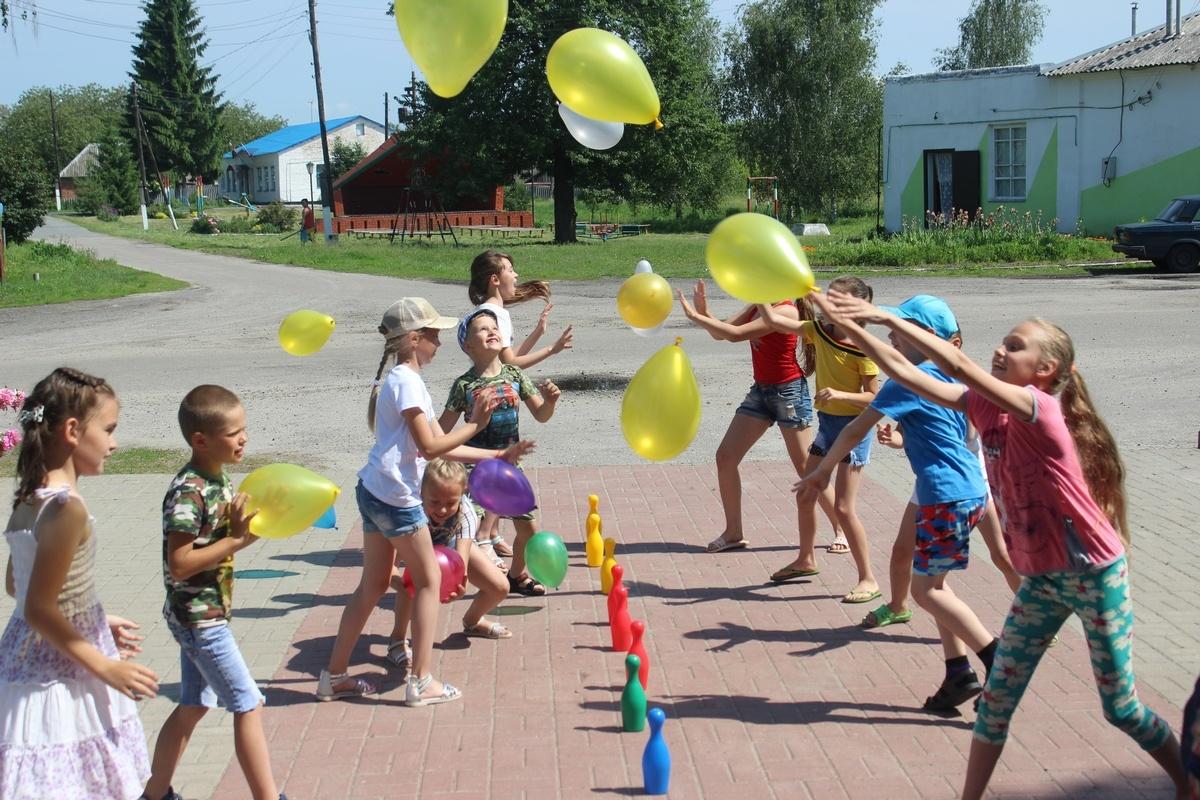Старт года детей. Весёлые старты для детей на улице. Детские спортивные мероприятия. Игровая программа летом для детей. Игровая программа весёлая для детей.