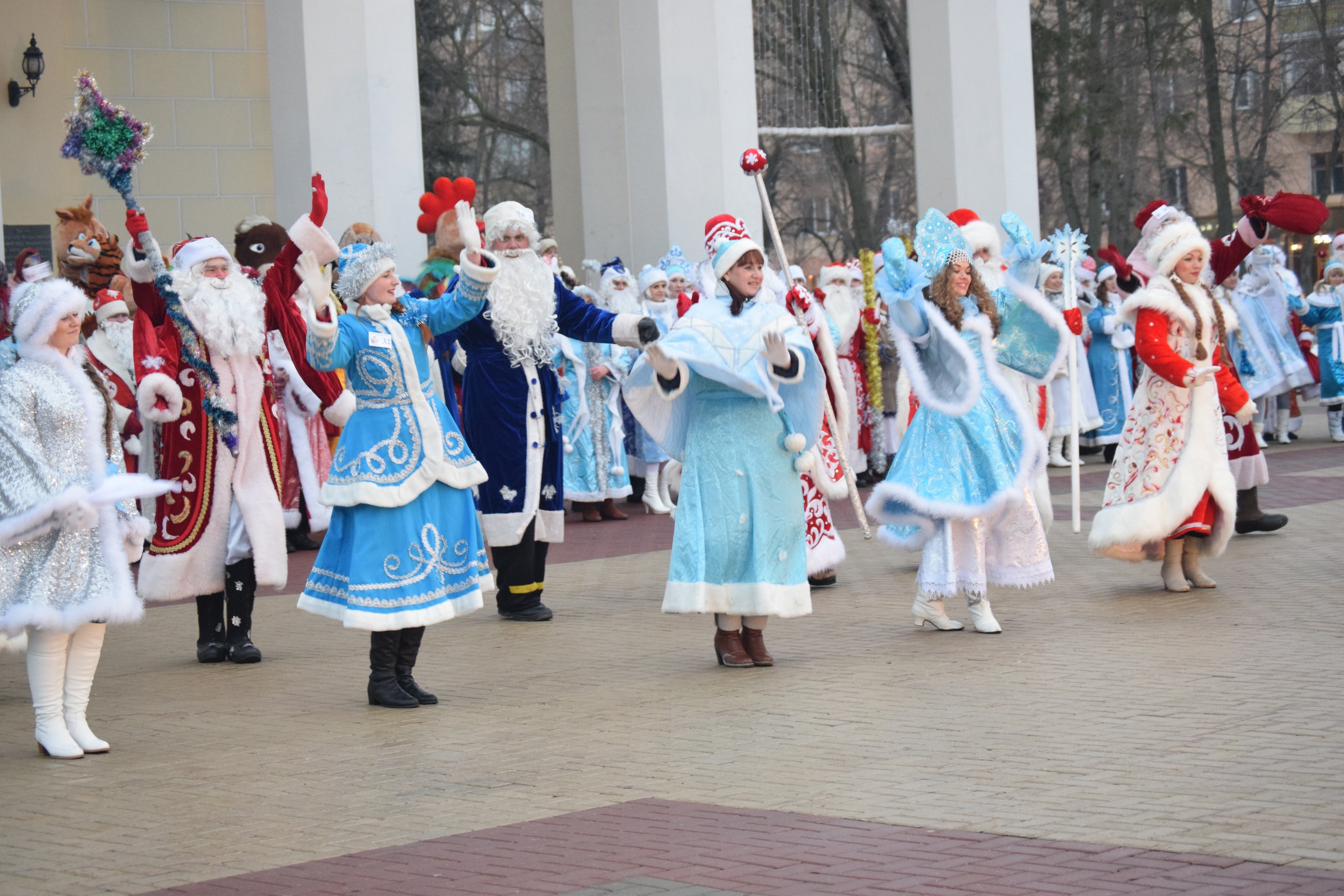 Конкурс снегурочка. Конкурс снегурочек. Конкурс снегурочек 2015 старый Оскол. Конкурс снегурочек картинки. Клетня дом культуры конкурс Снегурочка.