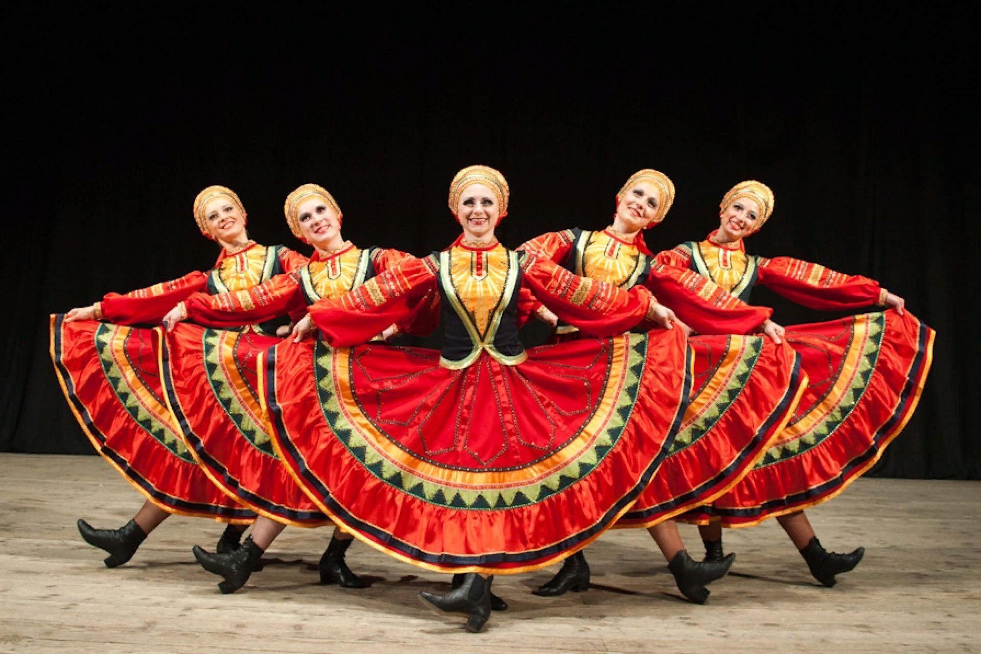 Народная музыка современная танец. Народные танцы. Русский танец. Народные танцы России. Национальные танцы.