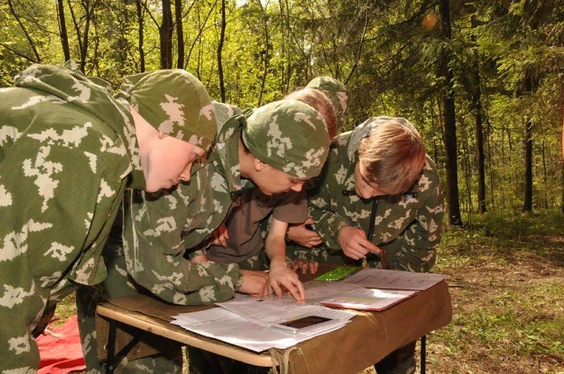 Картинка военно патриотическая игра зарница