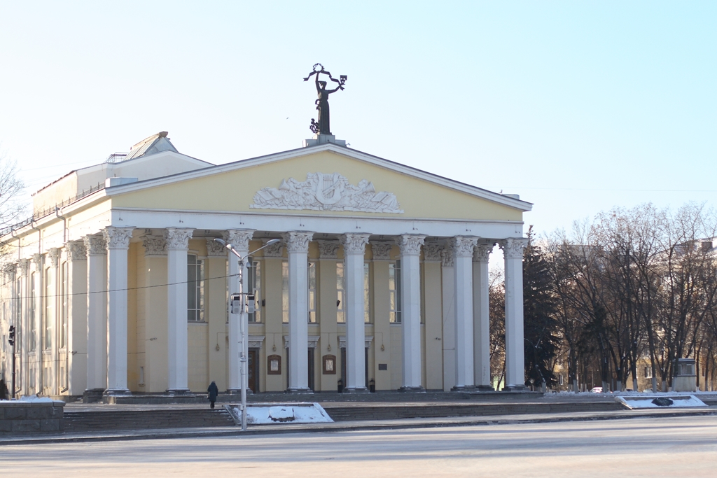 Драмтеатр белгород. Белгородский драматический театр имени м. с. Щепкина. Белгородский театр Щепкина официальный сайт. Драматический театр Белгород официальный сайт.