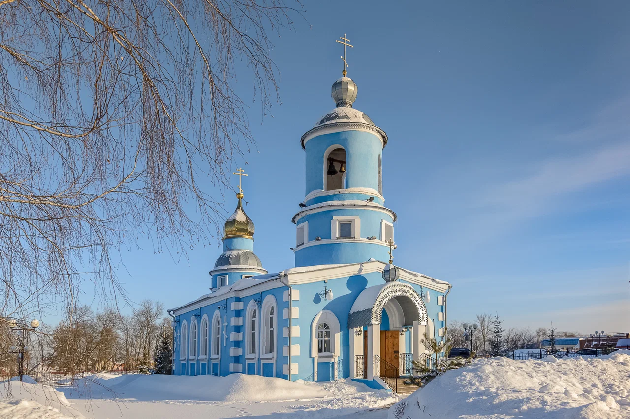 Храм Сретения Господня. Адрес — Белгородская обл., Яковлевский р-н, г.  Строитель, ул. Жукова, д. 2. Фото, режим работы, афиша и события.  Культурный регион