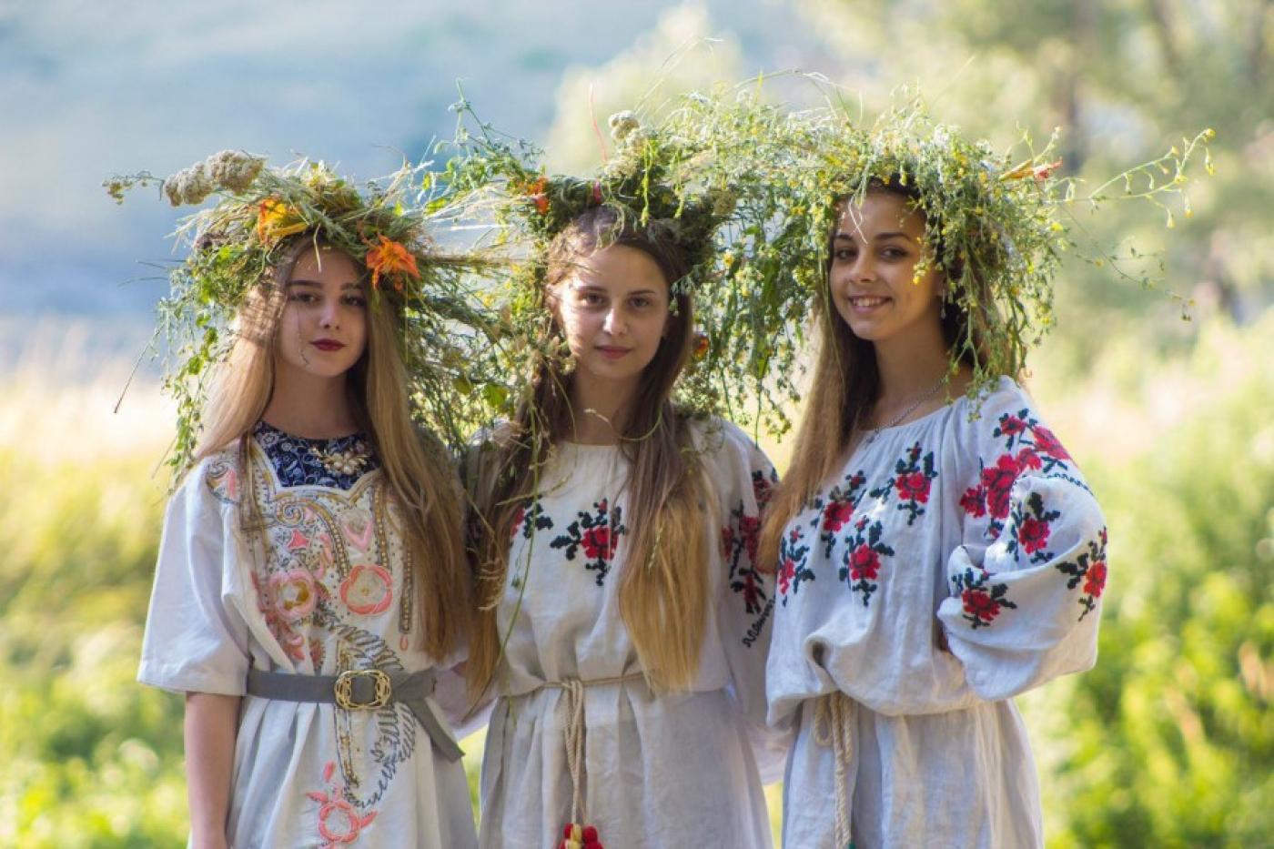 Праздники лета в беларуси. С праздником Ивана Купала. Купалье. Славянские танцы. Гуляния на Ивана Купала.