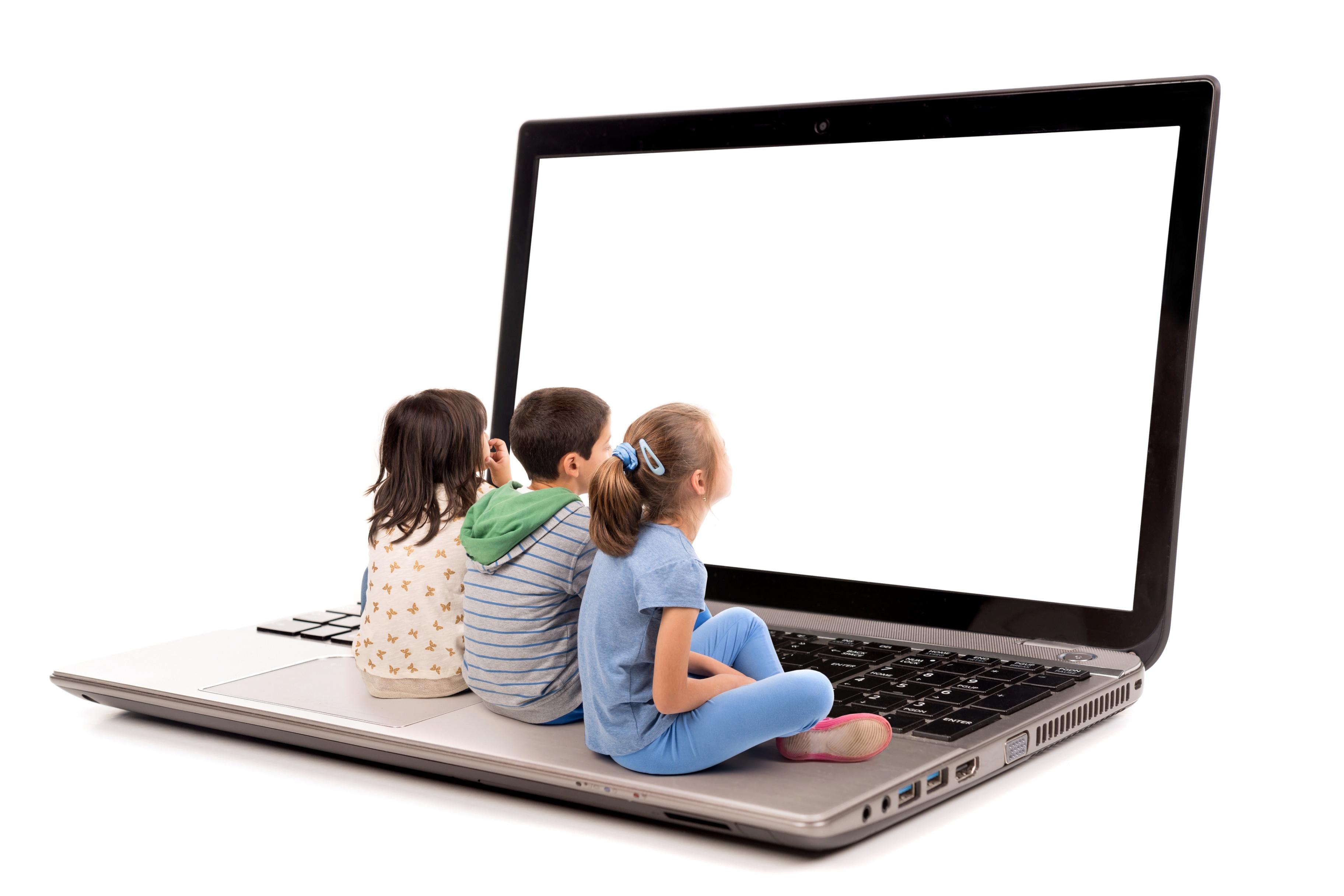Общение через сеть. Компьютер для детей. Детям об интернете. Компьютерная грамотность для детей. Дошкольник и компьютер.